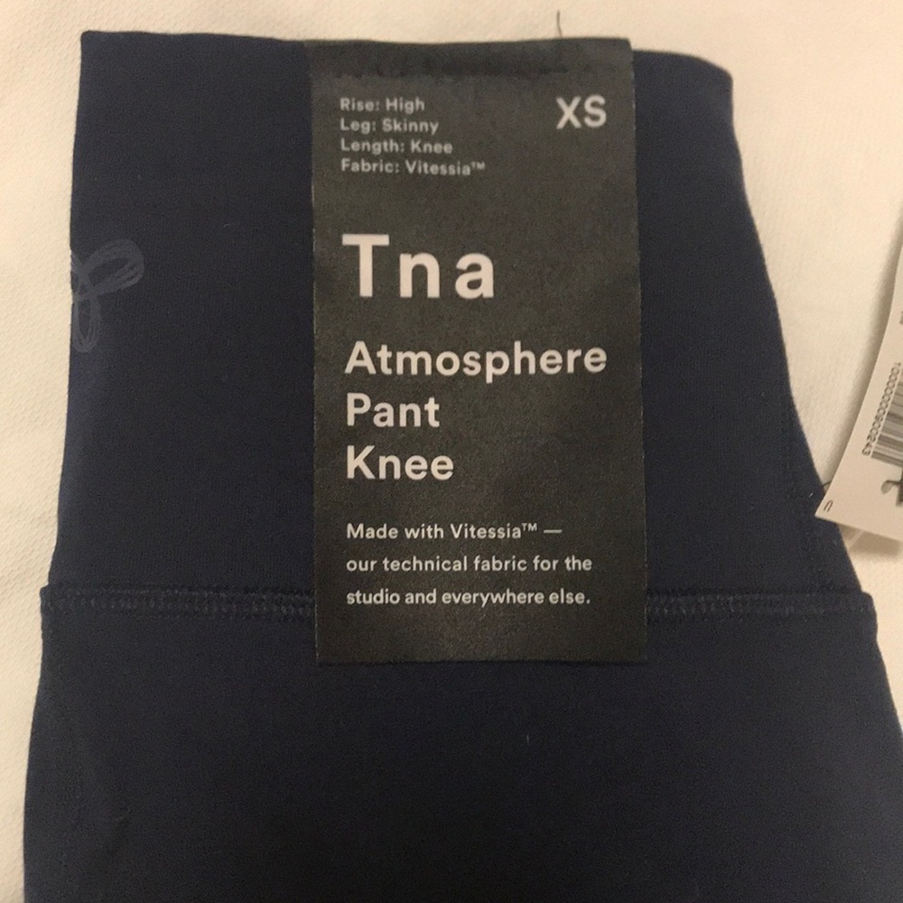 Tna atmosphere pant knee from aritzia
